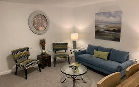 Stylish 2Bd/1Ba Apartment Located In Federal Hill